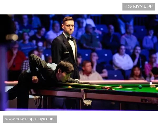 古尔德一杆黑球制胜拿下关键分